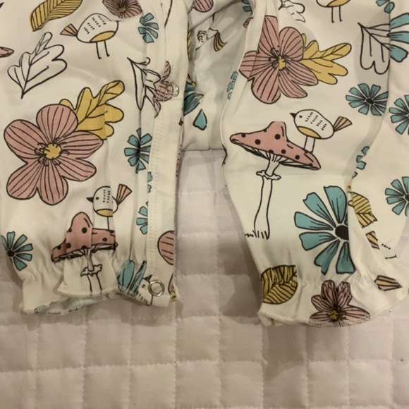 NWT  Tesa Babe Romper, 18-24 mo girl - Picture 4 of 5